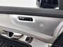 Volvo XC90 T8 Ultra Black Edition Executive | 22" | Gelaagd & Getint Glas | Geintegreerd kinderzitje | Luchtvering | Geventileerd Nappa | Bowers & Wilkins | Stoelmassage | Panoramadak | Head-Up | 360 Camera | Matrix LED