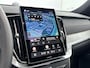 Volvo XC90 T8 Ultra Black Edition Executive | 22" | Gelaagd & Getint Glas | Geintegreerd kinderzitje | Luchtvering | Geventileerd Nappa | Bowers & Wilkins | Stoelmassage | Panoramadak | Head-Up | 360 Camera | Matrix LED