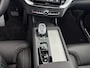 Volvo XC90 T8 Ultra Black Edition Executive | 22" | Gelaagd & Getint Glas | Geintegreerd kinderzitje | Luchtvering | Geventileerd Nappa | Bowers & Wilkins | Stoelmassage | Panoramadak | Head-Up | 360 Camera | Matrix LED