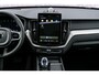 Volvo XC60 2.0 T8 Plug-in hybrid AWD Ultra Dark Executive Edition | Luchtvering | 22" | Gelamineerd Glas | Bowers & Wilkins | Stoelmassage & Ventilatie |