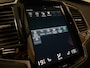 Volvo XC90 T8 AWD Recharge R-Design | Luchtvering | Trekhaak | 360 Camera | Harman Kardon | Adaptieve Cruise Control | Stoelverwarming voor+achter | Stuurwielverwarming | Standkachel met Volvo On Call App | 20 Inch | Full LED Meesturende koplampen | Pilot Assist | BLIS Dode Hoek Detectie | Elektrische voorstoelen geheugen | Lederen bekleding | Zitting verlenging voorstoelen | Keyless Drive | Parkeersensoren voor+achter | Privacy Glass | Elektrisch bedienbare achterklep | 7-Persoons | 4-Zone Climate Control | DAB Radio | Apple Carplay/Android Auto | Volvo On Call met mobiele App functie | Savile Grey Metallic |