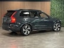 Volvo XC90 T8 AWD Recharge R-Design | Luchtvering | Trekhaak | 360 Camera | Harman Kardon | Adaptieve Cruise Control | Stoelverwarming voor+achter | Stuurwielverwarming | Standkachel met Volvo On Call App | 20 Inch | Full LED Meesturende koplampen | Pilot Assist | BLIS Dode Hoek Detectie | Elektrische voorstoelen geheugen | Lederen bekleding | Zitting verlenging voorstoelen | Keyless Drive | Parkeersensoren voor+achter | Privacy Glass | Elektrisch bedienbare achterklep | 7-Persoons | 4-Zone Climate Control | DAB Radio | Apple Carplay/Android Auto | Volvo On Call met mobiele App functie | Savile Grey Metallic |