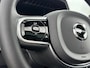 Volvo XC90 T8 Ultra Black Edition Executive | 22" | Gelaagd & Getint Glas | Geintegreerd kinderzitje | Luchtvering | Geventileerd Nappa | Bowers & Wilkins | Stoelmassage | Panoramadak | Head-Up | 360 Camera | Matrix LED