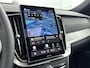 Volvo XC90 T8 Ultra Black Edition Executive | 22" | Gelaagd & Getint Glas | Geintegreerd kinderzitje | Luchtvering | Geventileerd Nappa | Bowers & Wilkins | Stoelmassage | Panoramadak | Head-Up | 360 Camera | Matrix LED