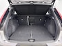 Volvo EX40 Single Motor Extended Range Ultra 82 kWh | 20" | Tailored Wool | Trekhaak | Panoramadak | Elektr. verst. Stoelen | Harman Kardon | 360 Camera | Stoel/Stuurverwarming | Warmtepomp | Adaptieve Cruise | BLIS