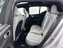 Volvo EX40 Single Motor Extended Range Ultra 82 kWh | 20" | Tailored Wool | Trekhaak | Panoramadak | Elektr. verst. Stoelen | Harman Kardon | 360 Camera | Stoel/Stuurverwarming | Warmtepomp | Adaptieve Cruise | BLIS