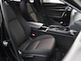 Mazda 3 186PK M Hybrid Comfort | 1ste eigenaar | Camera | Dodehoekdetectie | LED lampen | Keyless | Navigatie | AppleCarPlay/AndroidAuto | Armsteun | Camera | StoelStuurVerwarmd | Adaptief Cruise Control | Climate Control | Isofix | Parkeersensoren |