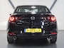 Mazda 3 186PK M Hybrid Comfort | 1ste eigenaar | Camera | Dodehoekdetectie | LED lampen | Keyless | Navigatie | AppleCarPlay/AndroidAuto | Armsteun | Camera | StoelStuurVerwarmd | Adaptief Cruise Control | Climate Control | Isofix | Parkeersensoren |