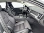 Volvo V60 T6 Recharge Plus Dark | 19" | Trekhaak | Head-Up | Elektr. verst. Stoelen | Harman Kardon | Adaptieve Cruise | BLIS | Stoel/Stuur/Achterbankverwarming | Keyless