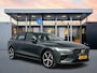 Volvo V60 T6 Recharge Plus Dark | 19" | Trekhaak | Head-Up | Elektr. verst. Stoelen | Harman Kardon | Adaptieve Cruise | BLIS | Stoel/Stuur/Achterbankverwarming | Keyless