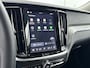 Volvo V60 T6 Recharge Plus Dark | 19" | Trekhaak | Head-Up | Elektr. verst. Stoelen | Harman Kardon | Adaptieve Cruise | BLIS | Stoel/Stuur/Achterbankverwarming | Keyless