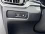Volvo V60 T6 Recharge Plus Dark | 19" | Trekhaak | Head-Up | Elektr. verst. Stoelen | Harman Kardon | Adaptieve Cruise | BLIS | Stoel/Stuur/Achterbankverwarming | Keyless