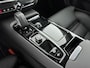 Volvo V60 T6 Recharge Plus Dark | 19" | Trekhaak | Head-Up | Elektr. verst. Stoelen | Harman Kardon | Adaptieve Cruise | BLIS | Stoel/Stuur/Achterbankverwarming | Keyless