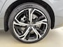 Volvo V60 T6 Recharge Plus Dark | 19" | Trekhaak | Head-Up | Elektr. verst. Stoelen | Harman Kardon | Adaptieve Cruise | BLIS | Stoel/Stuur/Achterbankverwarming | Keyless
