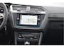 Volkswagen Tiguan 1.5 TSI R-Line 150 Pk HUD Pano IQ Lights Navi Camera Standkachel Trekhaak 20 Inch