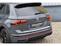 Volkswagen Tiguan 1.5 TSI R-Line 150 Pk HUD Pano IQ Lights Navi Camera Standkachel Trekhaak 20 Inch