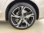 Volvo V60 T6 Recharge Ultra Dark | 19" | Geventileerd Nappa | Stoelmassage | Bowers & Wilkins | Head-Up | 360 Camera | Full LED | Elektr. verst. Stoele