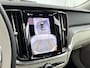 Volvo V60 T6 Recharge Ultra Dark | 19" | Geventileerd Nappa | Stoelmassage | Bowers & Wilkins | Head-Up | 360 Camera | Full LED | Elektr. verst. Stoele