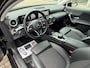 Mercedes-Benz A-klasse 250 e Advantage 218 Pk | Navigatie | Cruise | Clima | Halfleder-Stof | 17" Lichtmrtaal.