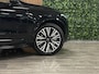 Volvo XC90 T8 AWD Recharge Ultra Dark | Vol! | Bowers & Wilkins | Luchtvering | Stoelventilatie | Trekhaak | 360 Camera | Head-Up Display | Stoelmassage | 455pk | Adaptieve Cruise Control | Stoelverwarming voor+achter | Stuurwielverwarming | Schuifdak | 20 Inch | Full LED Meesturende koplampen | Pilot Assist | BLIS Dode Hoek Detectie | Alcantara hemelbekleding | Lederen handgrepen en zonnekleppen | Elektrische voorstoelen geheugen | Nappa Lederen bekleding | Zitting verlenging voorstoelen | Lederen Dashboard | Google Infotainment | Keyless Drive | Parkeersensoren voor+achter | Privacy Glass | Elektrisch bedienbare achterklep | Geïntegreerde zongordijnen achterportieren | Geïntegreerd kinderzitje achterin | Verlichte instaplijsten | 7-Persoons | 4-Zone Climate Control | DAB Radio | Apple Carplay/Android Auto | Alarm Klasse III | Draadloos telefoon opladen | Volvo On Call met mobiele App functie | Onyx Black Metallic |