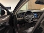 Volvo XC90 T8 AWD Recharge Ultra Dark | Vol! | Bowers & Wilkins | Luchtvering | Stoelventilatie | Trekhaak | 360 Camera | Head-Up Display | Stoelmassage | 455pk | Adaptieve Cruise Control | Stoelverwarming voor+achter | Stuurwielverwarming | Schuifdak | 20 Inch | Full LED Meesturende koplampen | Pilot Assist | BLIS Dode Hoek Detectie | Alcantara hemelbekleding | Lederen handgrepen en zonnekleppen | Elektrische voorstoelen geheugen | Nappa Lederen bekleding | Zitting verlenging voorstoelen | Lederen Dashboard | Google Infotainment | Keyless Drive | Parkeersensoren voor+achter | Privacy Glass | Elektrisch bedienbare achterklep | Geïntegreerde zongordijnen achterportieren | Geïntegreerd kinderzitje achterin | Verlichte instaplijsten | 7-Persoons | 4-Zone Climate Control | DAB Radio | Apple Carplay/Android Auto | Alarm Klasse III | Draadloos telefoon opladen | Volvo On Call met mobiele App functie | Onyx Black Metallic |