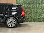 Volvo XC90 T8 AWD Recharge Ultra Dark | Vol! | Bowers & Wilkins | Luchtvering | Stoelventilatie | Trekhaak | 360 Camera | Head-Up Display | Stoelmassage | 455pk | Adaptieve Cruise Control | Stoelverwarming voor+achter | Stuurwielverwarming | Schuifdak | 20 Inch | Full LED Meesturende koplampen | Pilot Assist | BLIS Dode Hoek Detectie | Alcantara hemelbekleding | Lederen handgrepen en zonnekleppen | Elektrische voorstoelen geheugen | Nappa Lederen bekleding | Zitting verlenging voorstoelen | Lederen Dashboard | Google Infotainment | Keyless Drive | Parkeersensoren voor+achter | Privacy Glass | Elektrisch bedienbare achterklep | Geïntegreerde zongordijnen achterportieren | Geïntegreerd kinderzitje achterin | Verlichte instaplijsten | 7-Persoons | 4-Zone Climate Control | DAB Radio | Apple Carplay/Android Auto | Alarm Klasse III | Draadloos telefoon opladen | Volvo On Call met mobiele App functie | Onyx Black Metallic |