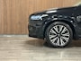 Volvo XC90 T8 AWD Recharge Ultra Dark | Bowers & Wilkins | Luchtvering | Trekhaak | 360 Camera | Head-Up Display | 455pk | Adaptieve Cruise Control | Stoelverwarming voor+achter | Stuurwielverwarming | Schuifdak | 20 Inch | Full LED Meesturende koplampen | Pilot Assist | BLIS Dode Hoek Detectie | Alcantara hemelbekleding | Lederen handgrepen en zonnekleppen | Elektrische voorstoelen geheugen | Lederen bekleding | Zitting verlenging voorstoelen | Lederen Dashboard | Google Infotainment | Keyless Drive | Parkeersensoren voor+achter | Privacy Glass | Elektrisch bedienbare achterklep | Geïntegreerde zongordijnen achterportieren | Geïntegreerd kinderzitje achterin | Verlichte instaplijsten | 7-Persoons | 4-Zone Climate Control | DAB Radio | Apple Carplay/Android Auto | Draadloos telefoon opladen | Volvo On Call met mobiele App functie | Platinum Grey Metallic |