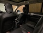 Volvo XC90 T8 AWD Recharge Ultra Ultimate Dark | Luchtvering | Trekhaak | 360 Camera | Head-Up Display | Harman Kardon | 455pk | Adaptieve Cruise Control | Stoelverwarming voor+achter | Stuurwielverwarming | Schuifdak | Full LED Meesturende koplampen | Pilot Assist | BLIS Dode Hoek Detectie | Alcantara hemelbekleding | Lederen zonnekleppen en handgrepen | Elektrische voorstoelen geheugen | Lederen bekleding | Zitting verlenging voorstoelen | Lederen dashboard | 20 Inch | Google Infotainment | Keyless Drive | Privacy Glass | Elektrisch bedienbare achterklep | Geïntegreerd kinderzitje achterin | Geïntegreerde zongordijnen achterportieren | Verlichte instaplijsten | 7-Persoons | 4-Zone Climate Control | DAB Radio | Apple Carplay/Android Auto | Alarm Klasse III | Onyx Black Metallic |