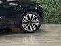 Volvo XC90 T8 AWD Recharge Ultra Ultimate Dark | Luchtvering | Trekhaak | 360 Camera | Head-Up Display | Harman Kardon | 455pk | Adaptieve Cruise Control | Stoelverwarming voor+achter | Stuurwielverwarming | Schuifdak | Full LED Meesturende koplampen | Pilot Assist | BLIS Dode Hoek Detectie | Alcantara hemelbekleding | Lederen zonnekleppen en handgrepen | Elektrische voorstoelen geheugen | Lederen bekleding | Zitting verlenging voorstoelen | Lederen dashboard | 20 Inch | Google Infotainment | Keyless Drive | Privacy Glass | Elektrisch bedienbare achterklep | Geïntegreerd kinderzitje achterin | Geïntegreerde zongordijnen achterportieren | Verlichte instaplijsten | 7-Persoons | 4-Zone Climate Control | DAB Radio | Apple Carplay/Android Auto | Alarm Klasse III | Onyx Black Metallic |