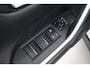 Toyota RAV4 2.5 Hybrid Bi-Tone | Trekhaak | Navigatie | Leder | Apple Carplay / Android Auto | Stoel-/stuurverwarming | Keyless | Adaptive Cruise | Clima | Parkeersensoren voor/achter | 18 inch