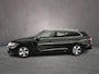 Volkswagen Passat Variant Business 1.5 eTSI 150pk DSG Automaat Trekhaak, Adaptive cruise control, Navigatie, Stoelverwarming, Achteruitrijcamera, LED koplampen, Parkeersensoren