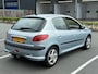 Peugeot 206 1.6-16V Gentry | Autom. | CarPlay/Android | APK Nieuw | Airco | Lage KM
