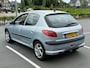 Peugeot 206 1.6-16V Gentry | Autom. | CarPlay/Android | APK Nieuw | Airco | Lage KM