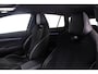 Skoda Enyaq iV 60 Sportline 180pk Automaat Warmtepomp, Adaptive cruise control, Navigatie, Achteruitrijcamera, Stuurwiel verwarmd, LED matrix koplampen, Stoelverwarming