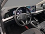 Volkswagen Golf Variant Life Business 1.5 TSI 115pk Adaptive cruise control, Navigatie, Stoelverwarming, LED koplampen, Parkeersensoren, App connect, Airco, DAB, Radio