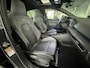 Volkswagen Golf 1.5 eTSI R-Line Pano|Keyless|Camera|IQ|Sfeer