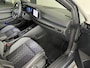 Volkswagen Golf 1.5 eTSI R-Line Pano|Keyless|Camera|IQ|Sfeer