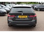 BMW 3-Serie Touring 330i High Exe. M Sport / Panoramadak / Camera / Leder / CarPlay / 19'' / Sportstoelen / Stoelverwarming / DAB / Cruise Control / Getint glas