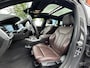 BMW 3-Serie Touring 330i High Exe. M Sport / Panoramadak / Camera / Leder / CarPlay / 19'' / Sportstoelen / Stoelverwarming / DAB / Cruise Control / Getint glas