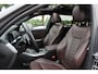 BMW 3-Serie Touring 330i High Exe. M Sport / Panoramadak / Camera / Leder / CarPlay / 19'' / Sportstoelen / Stoelverwarming / DAB / Cruise Control / Getint glas