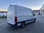 Mercedes-Benz Sprinter 317 CDI L2 H2 Pro LED / MBUX / Navigatie / Camera / Parkeersensoren / Cruise control / Airco / 270 Graden achterdeuren
