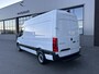Mercedes-Benz Sprinter 317 CDI L2 H2 Pro LED / MBUX / Navigatie / Camera / Parkeersensoren / Cruise control / Airco / 270 Graden achterdeuren