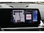 BMW iX1 xDrive30 Launch Edition 67 kWh M Sport / SoH 94% / Trekhaak / 360Camera / Head-up / Leder / CarPlay / 18'' / Keyless / Stoelverwarming / DAB / Cruise Control