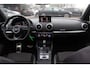 Audi A3 Limousine 1.5 TFSI CoD Sport S Line Edition / Navigatie / Parkeerhulp V+A / 18'' / Half Leder / Sportstoelen / Cruise Control