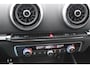 Audi A3 Limousine 1.5 TFSI CoD Sport S Line Edition / Navigatie / Parkeerhulp V+A / 18'' / Half Leder / Sportstoelen / Cruise Control