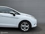 Ford Fiesta 1.25 82PK Titanium | Cruise | Clima | Parkeersensor | Dealer onderhouden