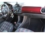 Volkswagen Up! 1.0 TSI GTI / Navi by App / DAB / Parkeerhulp achter / Stoelverwarming / Cruise Control