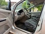 Mitsubishi Grandis 2.4-16V Intense|Nieuwe APK|7 Persoons|Set winterwielen
