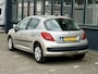 Peugeot 207 1.4-16V XR
