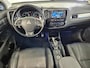 Mitsubishi Outlander 2.0 PHEV Instyle+ | Schuif- / kanteldak | Trekhaak | Camera | Adapt. Cruise | Stoelverwarming | Nieuwe APK